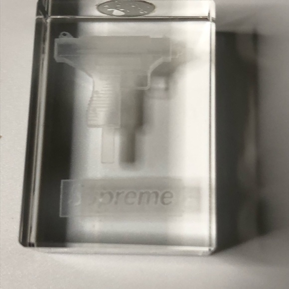 Supreme Rare Uzi Lucite Box Keychain - Picture 5 of 5